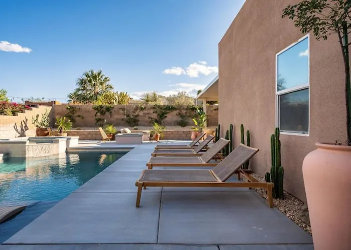 Pueblo Viejo Desert Minimalist Pool Home
